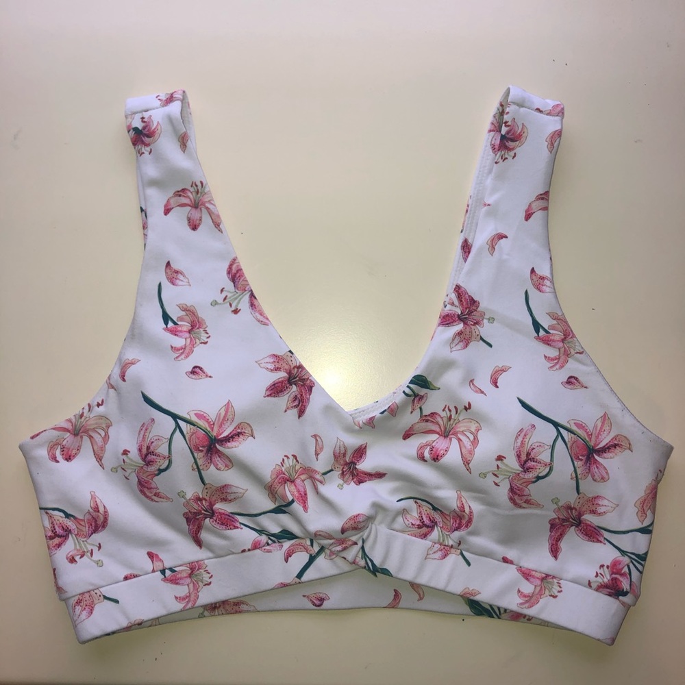 Fabletics Sports Bra
